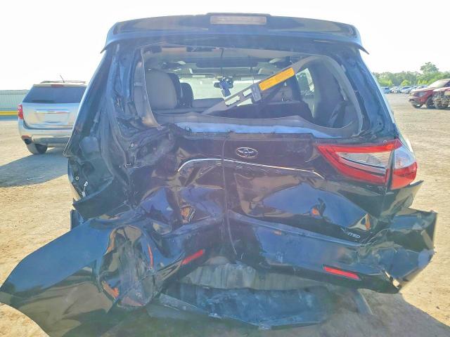 Photo 6 from auction – 2018 TOYOTA SIENNA with VIN 5TDYZ3DC8JS964567
