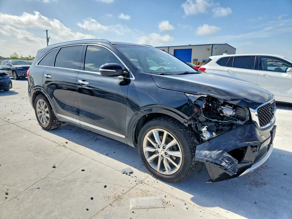 Photo 4 from auction – 2016 KIA SORENTO with VIN 5XYPK4A58GG116979