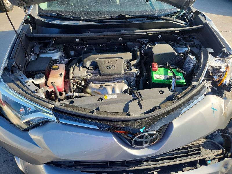 Photo 12 from auction – 2017 TOYOTA RAV4 with VIN 2T3DFREV9HW669030