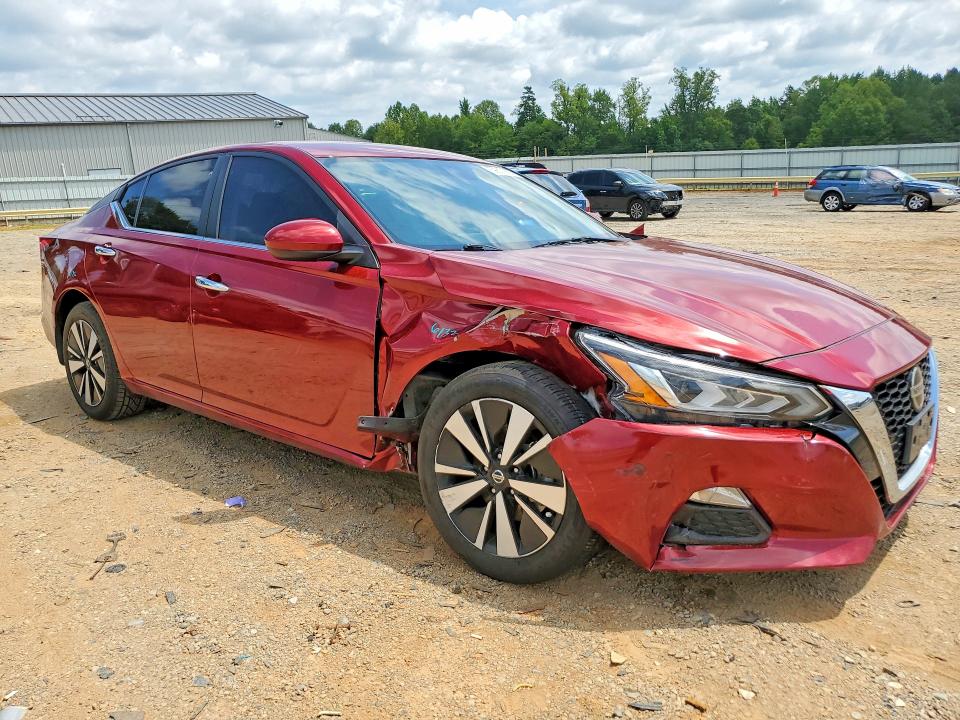 Photo 4 from auction – 2022 NISSAN ALTIMA with VIN 1N4BL4DV9NN320592
