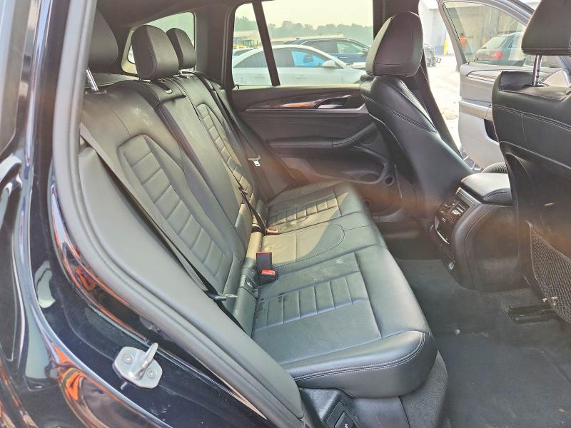 Снимка 11 от търг – 2019 BMW X3 с VIN 5UXTR9C58KLR04614