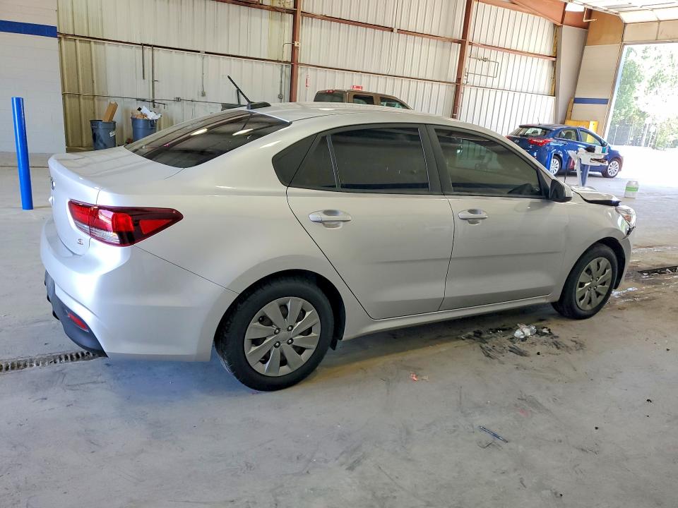 Photo 3 from auction – 2020 KIA RIO with VIN 3KPA24AD7LE313937