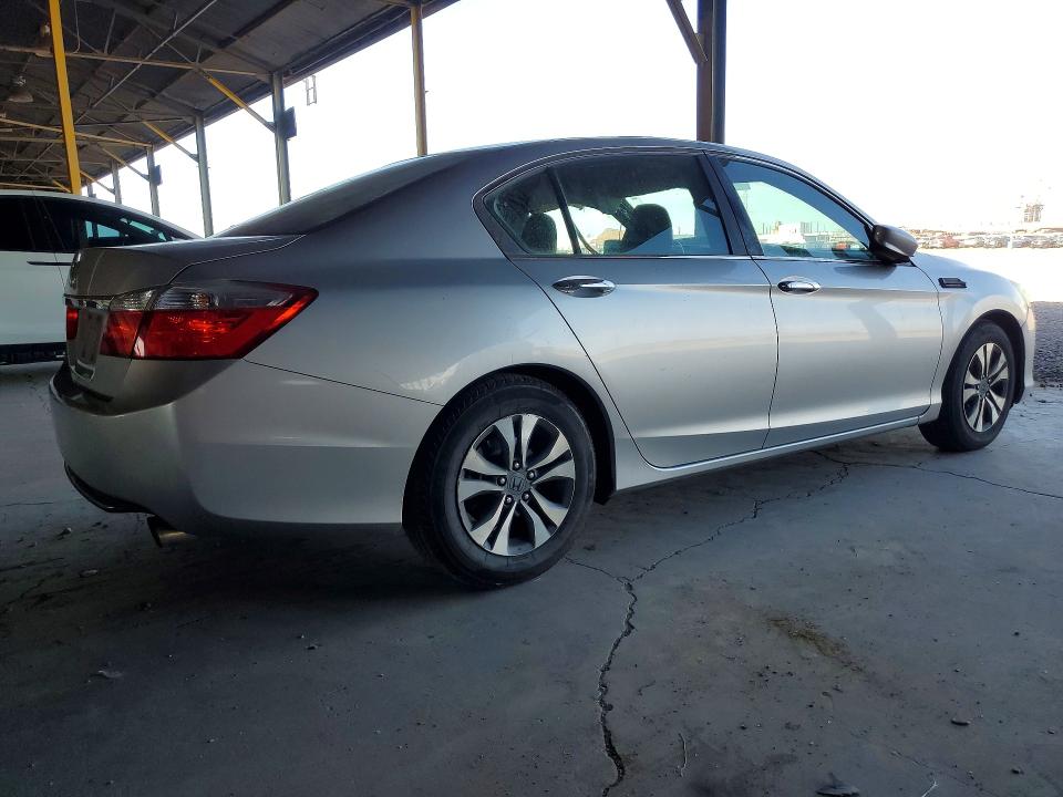 Photo 3 from auction – 2013 HONDA ACCORD with VIN 1HGCR2F30DA285185