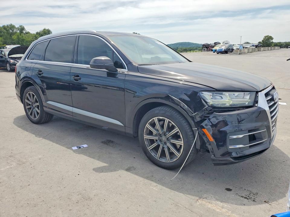 Photo 4 from auction – 2017 AUDI Q7 with VIN WA1LAAF78HD004607
