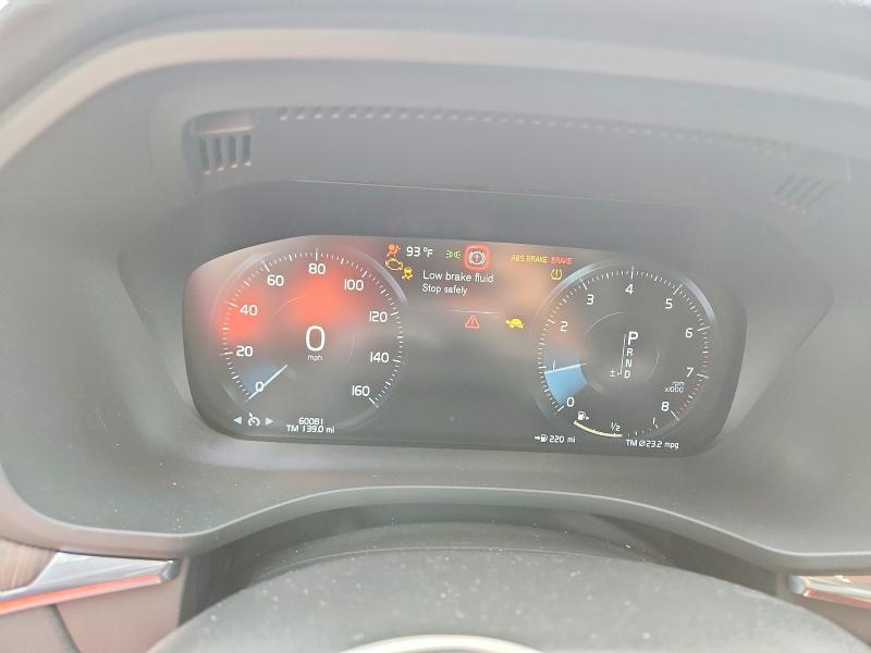 Photo 9 from auction – 2021 VOLVO XC60 with VIN YV4102DK4M1759968