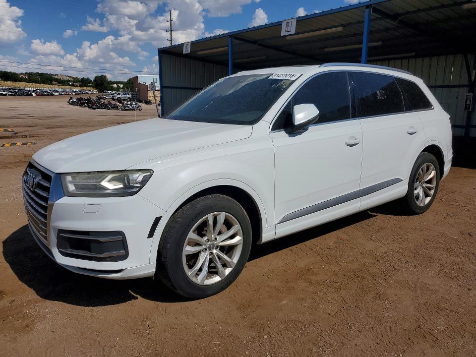 AUDI Q7 2017 with VIN WA1AAAF77HD008171 - Photo from auction