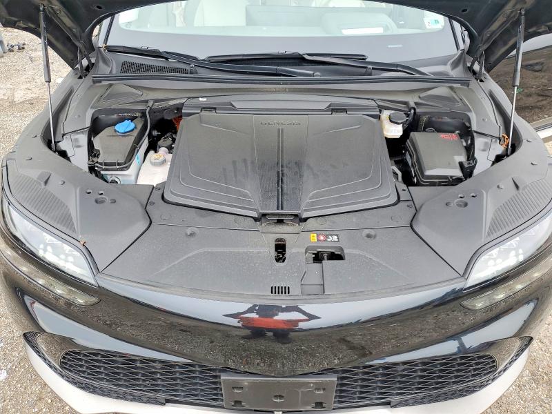 Photo 12 from auction – 2025 GENESIS GV60 with VIN KMUKCDSC5SU027427