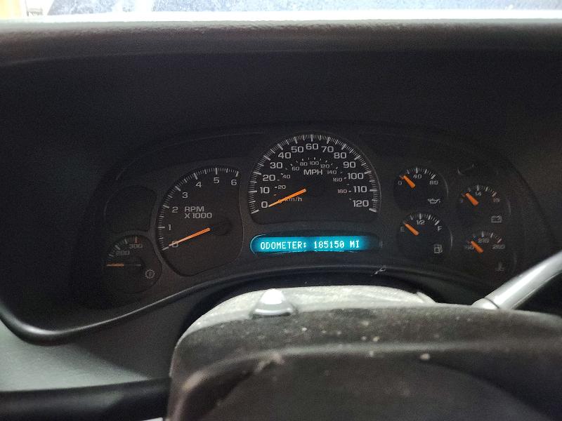 Photo 9 from auction – 2005 CHEVROLET SILVERADO with VIN 1GCHK29U65E125528