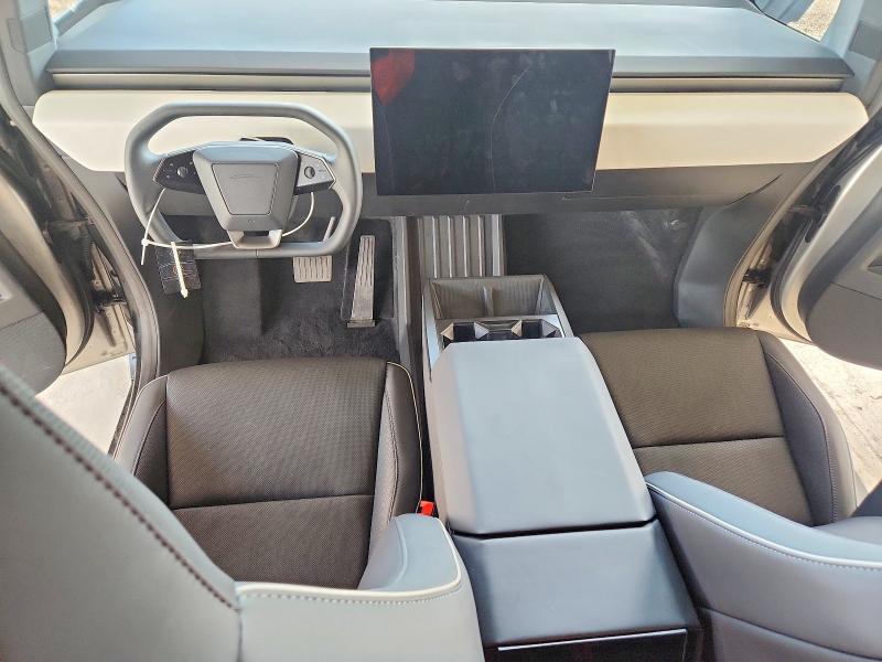 Foto 8 de la subasta – 2026 TESLA CYBERTRUCK con VIN 7G2CEHED8TA090782