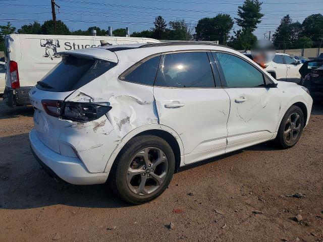 Photo 3 from auction – 2023 FORD ESCAPE with VIN 1FMCU0MN0PUA17998