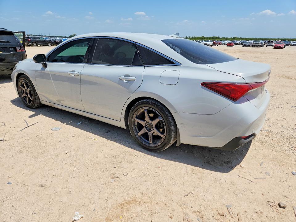 Photo 2 from auction – 2022 TOYOTA AVALON with VIN 4T1DA1AB7NU012601
