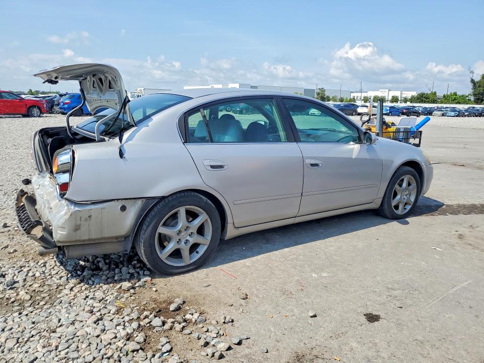 Photo 3 from auction – 2004 NISSAN ALTIMA with VIN 1N4BL11D24C148197