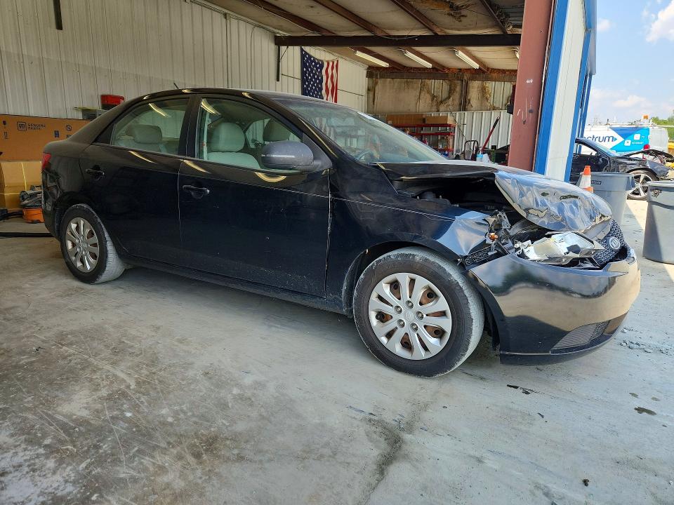 Photo 4 from auction – 2013 KIA FORTE with VIN KNAFU4A28D5735157