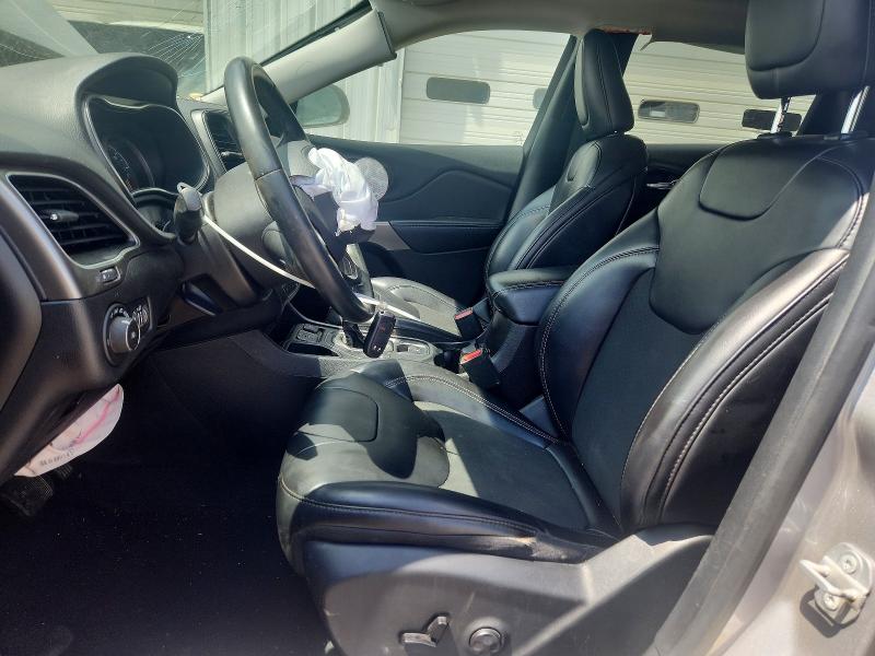 Photo 7 from auction – 2019 JEEP CHEROKEE with VIN 1C4PJLLB1KD264687