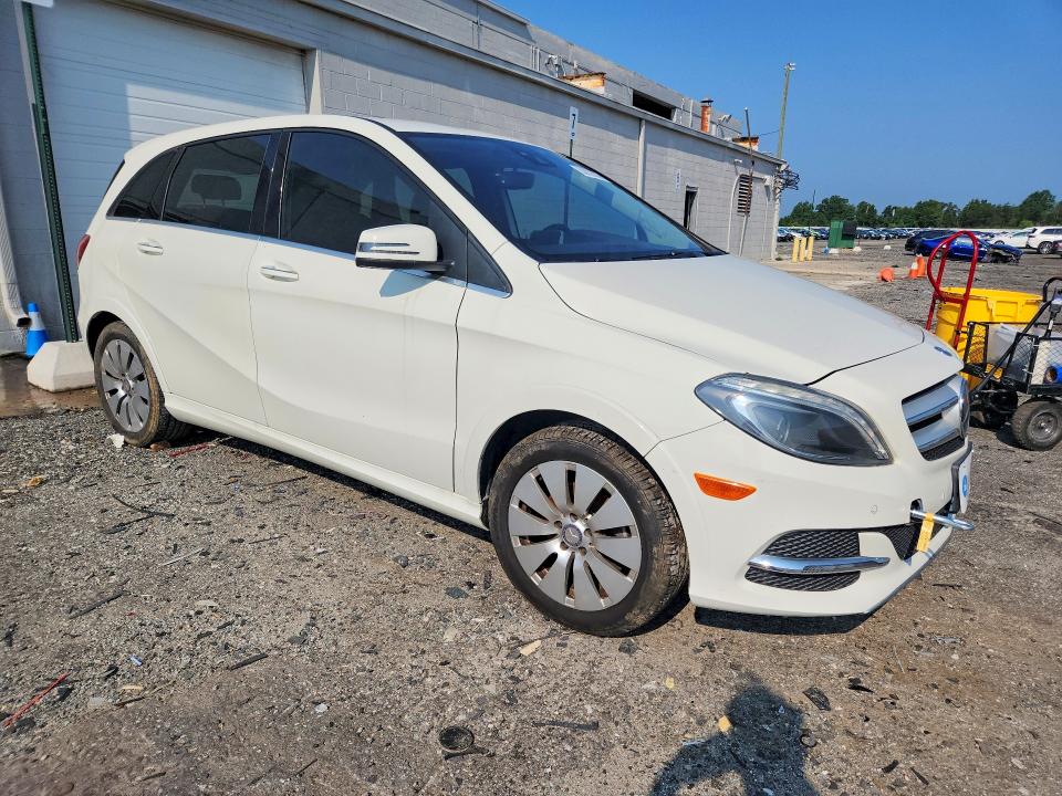 Photo 4 from auction – 2016 MERCEDES-BENZ B with VIN WDDVP9AB4GJ008926