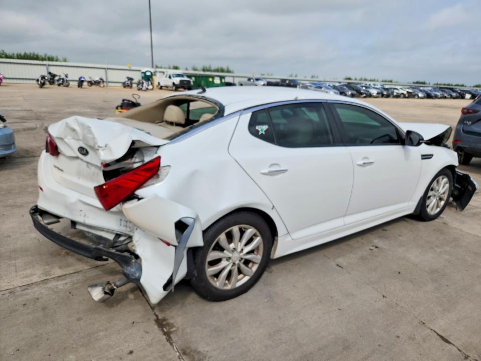 Photo 3 from auction – 2015 KIA OPTIMA with VIN 5XXGN4A70FG354823