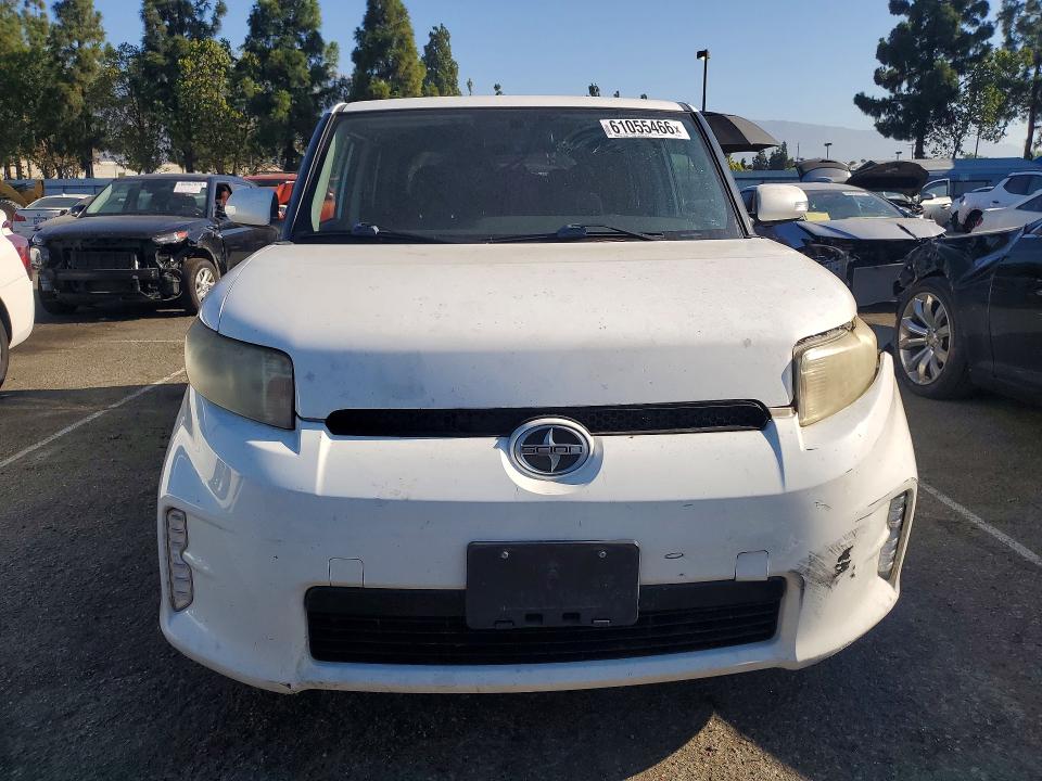 Photo 5 from auction – 2014 SCION XB with VIN JTLZE4FE5EJ062292