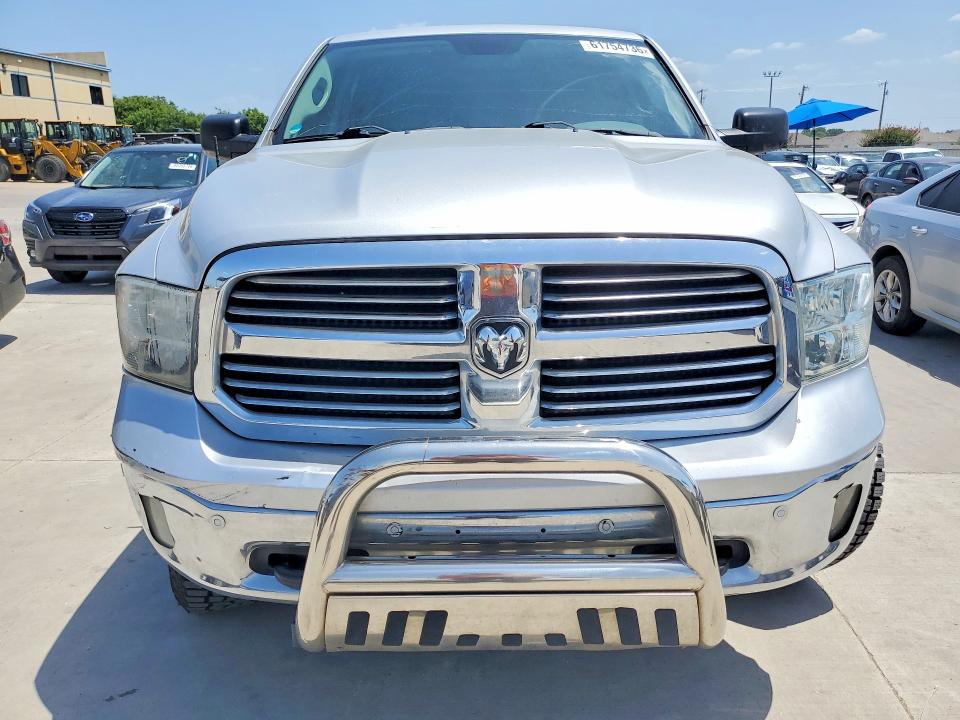 Photo 5 from auction – 2017 RAM 1500 with VIN 1C6RR7LT2HS504357