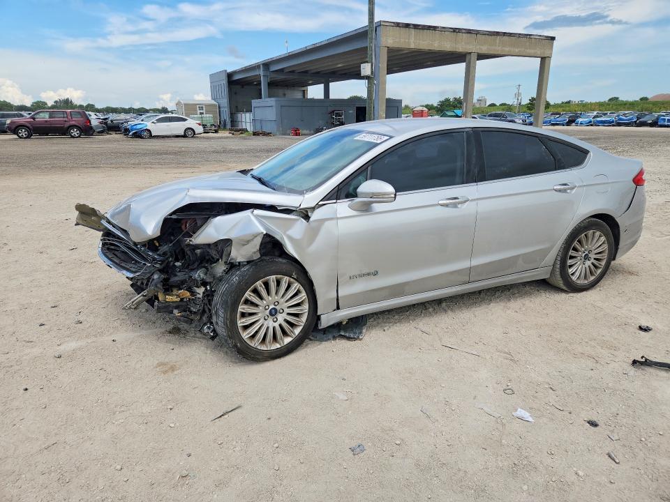FORD FUSION 2015 with VIN 3FA6P0LUXFR288712 - Photo from auction