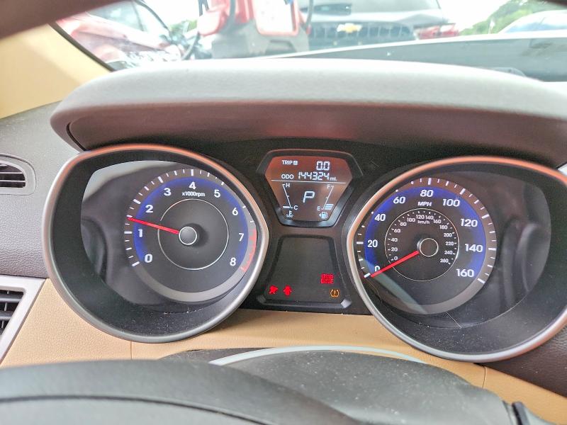Photo 9 from auction – 2012 HYUNDAI ELANTRA with VIN 5NPDH4AE0CH090737