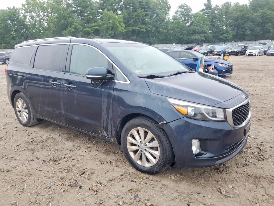 Photo 4 from auction – 2016 KIA SEDONA with VIN KNDMC5C10G6155424