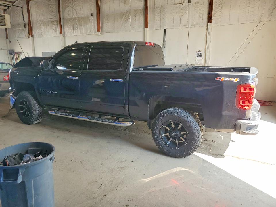 Photo 2 from auction – 2015 CHEVROLET SILVERADO with VIN 3GCUKREC3FG193414