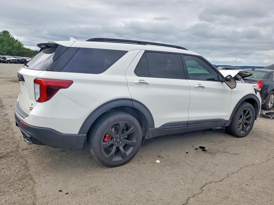 Photo 3 from auction – 2021 FORD EXPLORER with VIN 1FM5K8GC4MGC40806