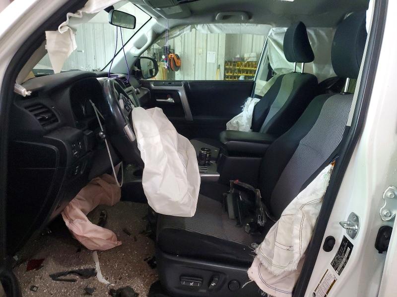 Photo 7 from auction – 2016 TOYOTA 4RUNNER with VIN JTEBU5JR6G5328555