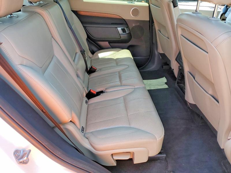 Photo 11 from auction – 2018 LAND ROVER DISCOVERY with VIN SALRG2RK1JA051031