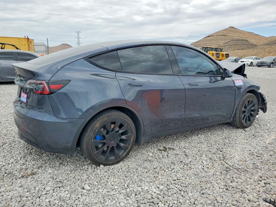 Photo 3 from auction – 2020 TESLA MODEL Y with VIN 5YJYGDEFXLF002556