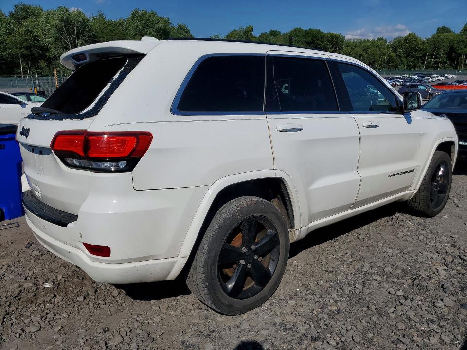 Photo 3 from auction – 2015 JEEP GRAND CHEROKEE with VIN 1C4RJFAG6FC150205