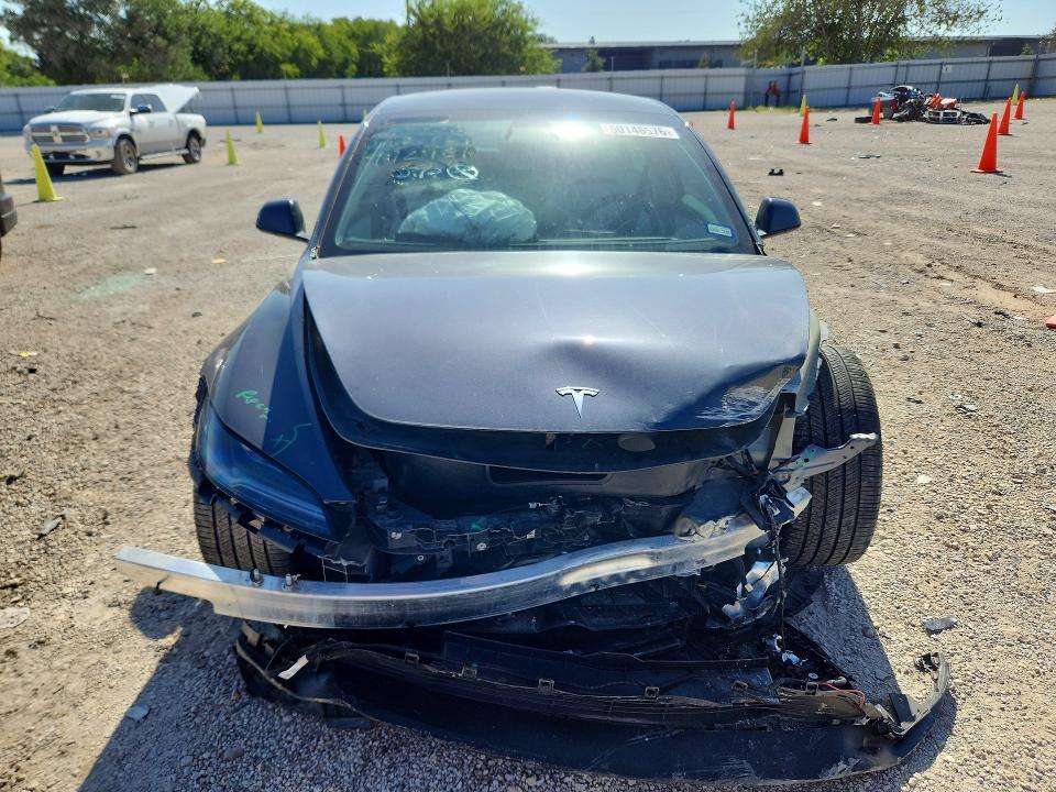 Фото 5 с аукциона – 2025 TESLA MODEL 3 с VIN 5YJ3E1ET2SF992931