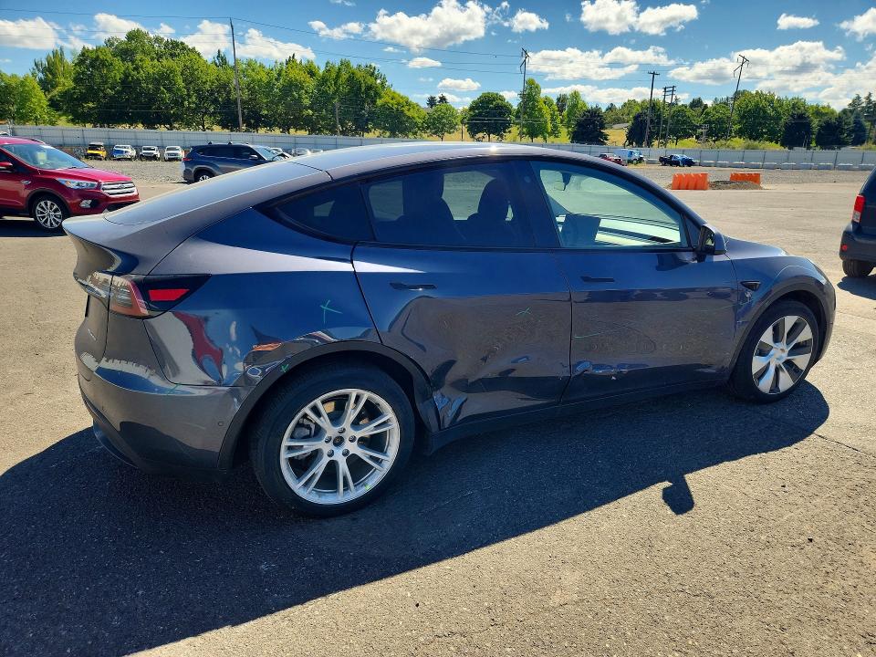 Zdjęcie 3 z aukcji – 2021 TESLA MODEL Y z VIN 5YJYGDEE3MF229998