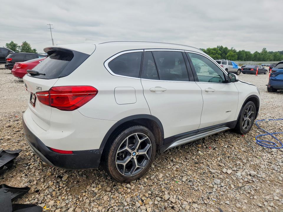 Photo 3 from auction – 2016 BMW X1 with VIN WBXHT3C36GP889845
