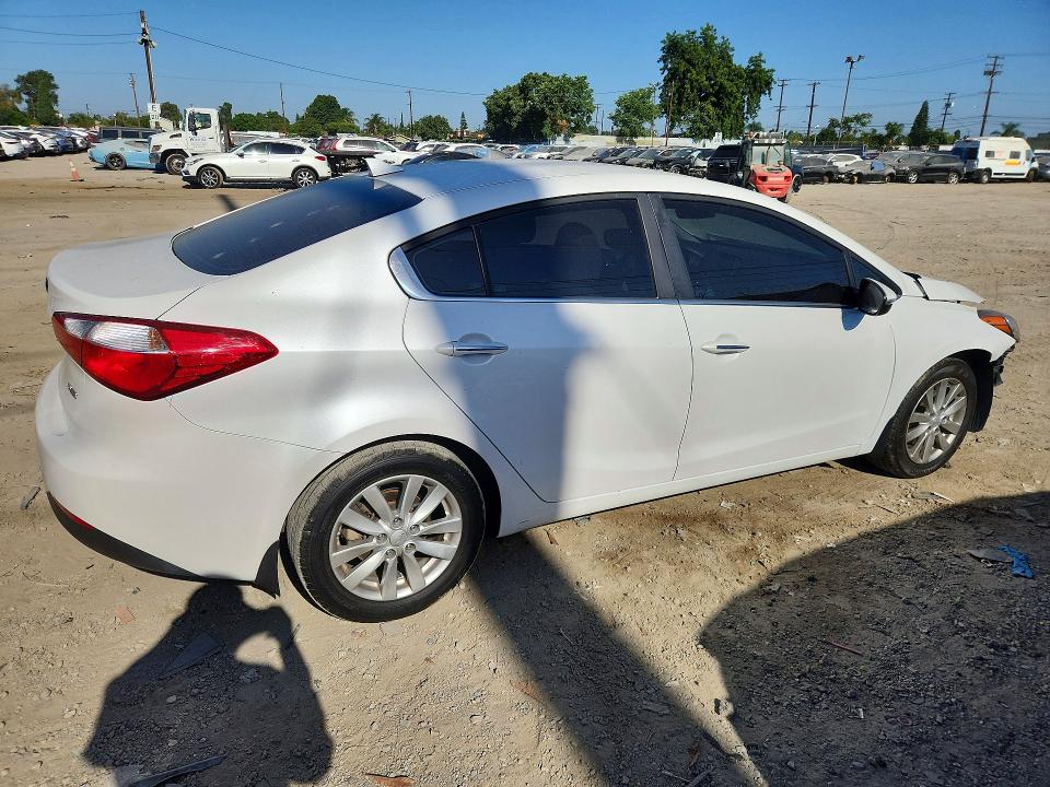 Photo 3 from auction – 2014 KIA FORTE with VIN KNAFX4A84E5087782
