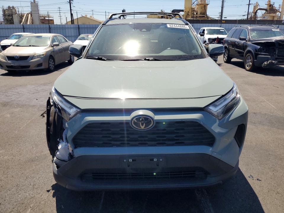 Photo 5 from auction – 2023 TOYOTA RAV4 with VIN JTMW1RFV1PD098652