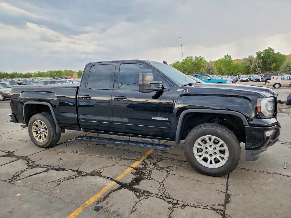 Zdjęcie 4 z aukcji – 2017 GMC SIERRA z VIN 1GTV2MEC2HZ278674