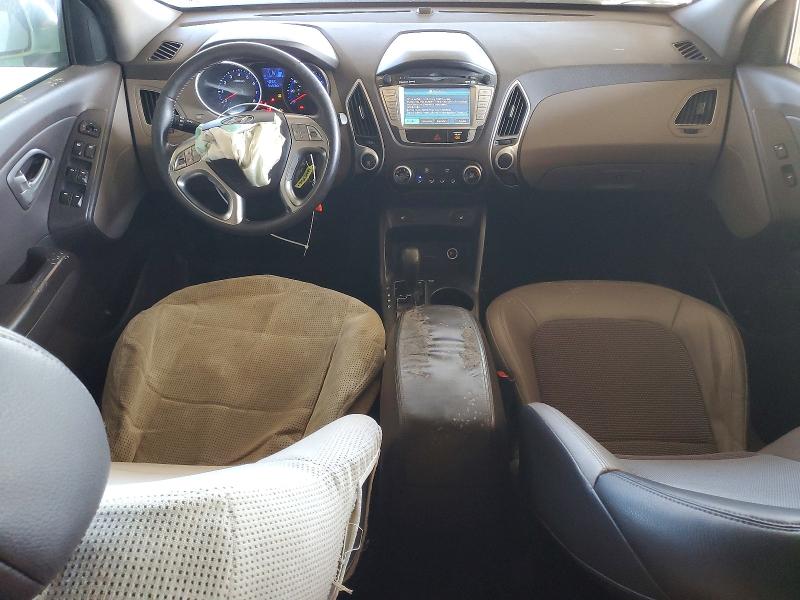 Photo 8 from auction – 2011 HYUNDAI TUCSON with VIN KM8JUCAC7BU229690