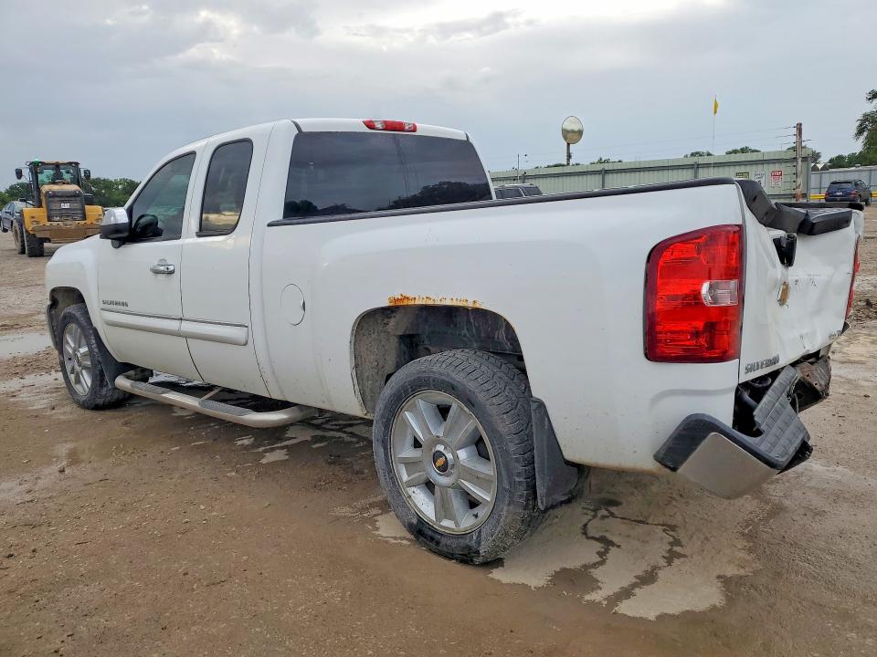 Photo 2 from auction – 2012 CHEVROLET SILVERADO with VIN 1GCRCSE09CZ351914