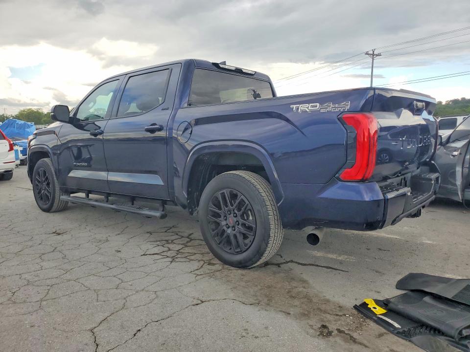 Photo 2 from auction – 2022 TOYOTA TUNDRA with VIN 5TFLA5DB9NX041051
