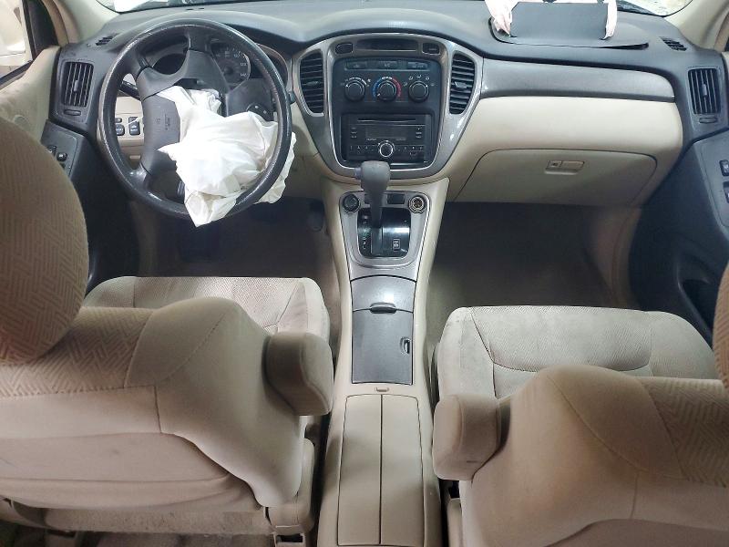 Photo 8 from auction – 2002 TOYOTA HIGHLANDER with VIN JTEHF21A320057330