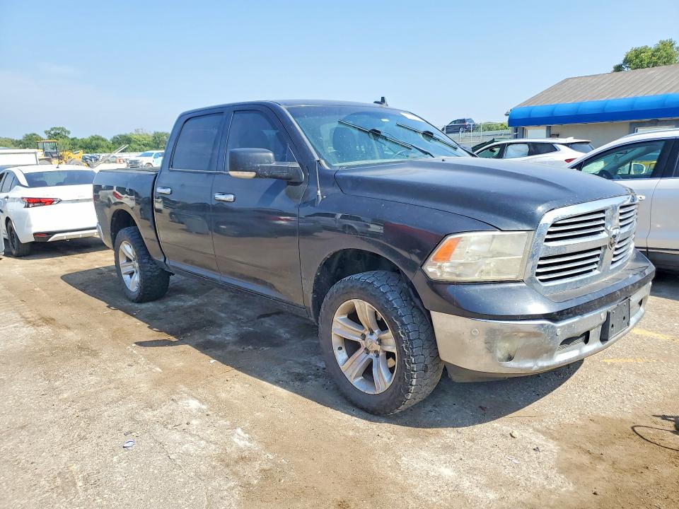Photo 4 from auction – 2016 RAM 1500 with VIN 3C6RR7LT0GG202037