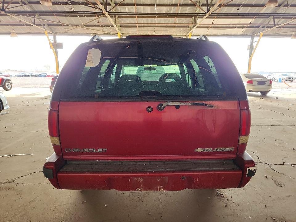 Photo 6 from auction – 1995 CHEVROLET BLAZER with VIN 1GNDT13W3S2253973