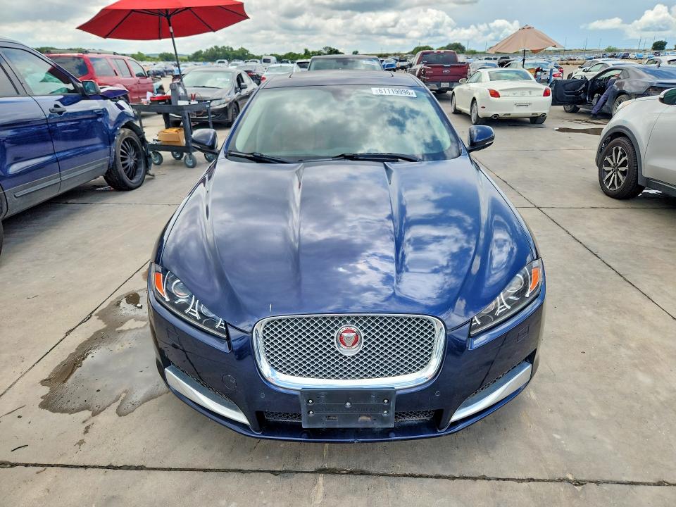 صورة رقم 5 من المزاد - 2015 JAGUAR XF مع VIN SAJWA0F77F8U88175