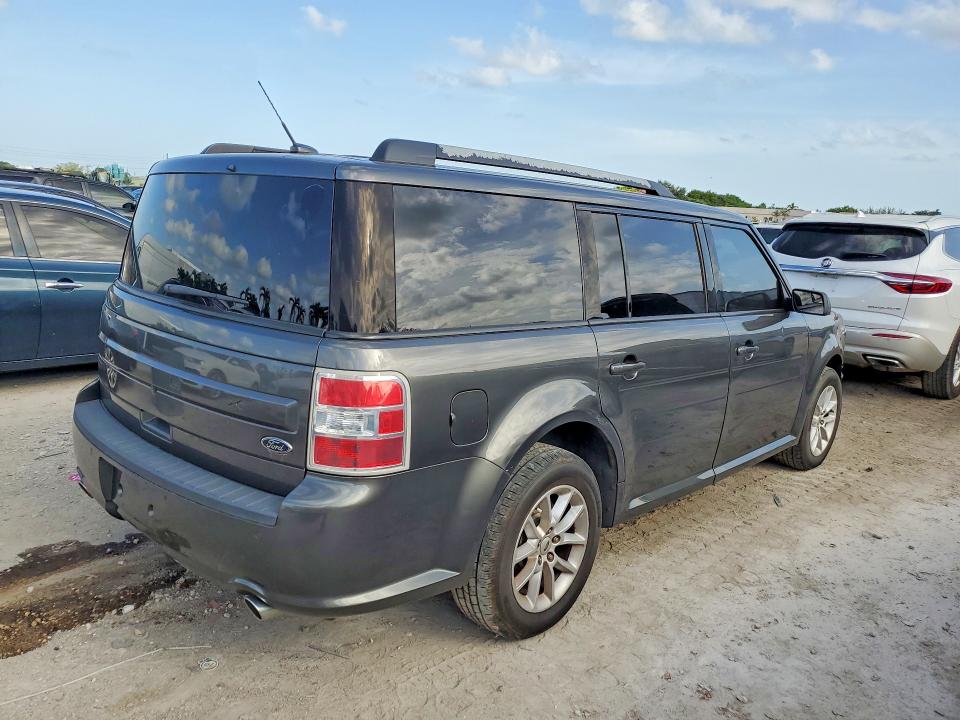 Photo 3 from auction – 2019 FORD FLEX with VIN 2FMGK5B86KBA17780