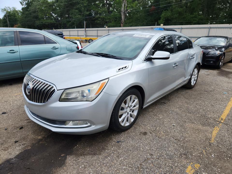 BUICK LACROSSE 2014 with VIN 1G4GA5GR2EF165500 - Photo from auction
