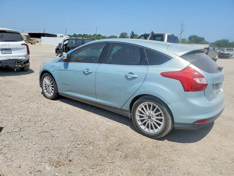 Photo 2 from auction – 2013 FORD FOCUS with VIN 1FADP3R46DL313083