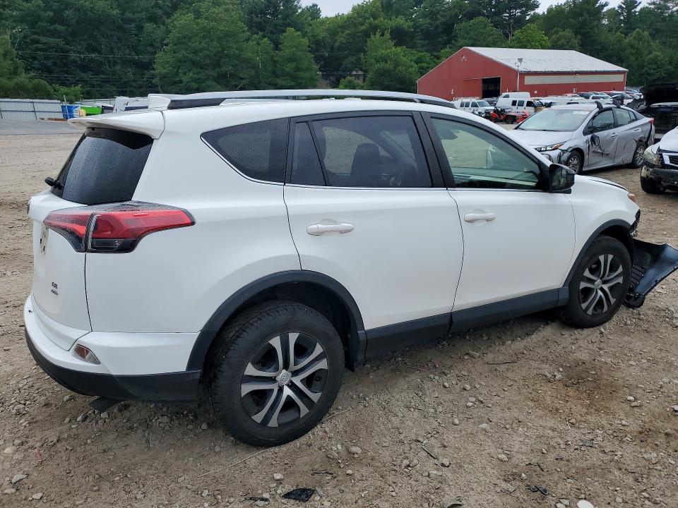 Photo 3 from auction – 2017 TOYOTA RAV4 with VIN JTMBFREV4HJ135178