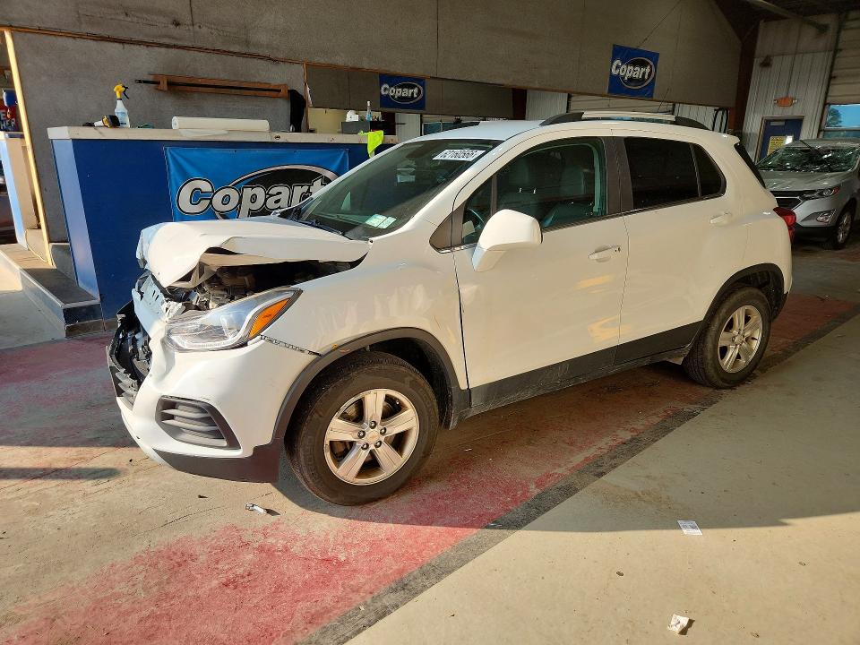 CHEVROLET TRAX 2020 with VIN KL7CJPSB7LB318530 - Photo from auction