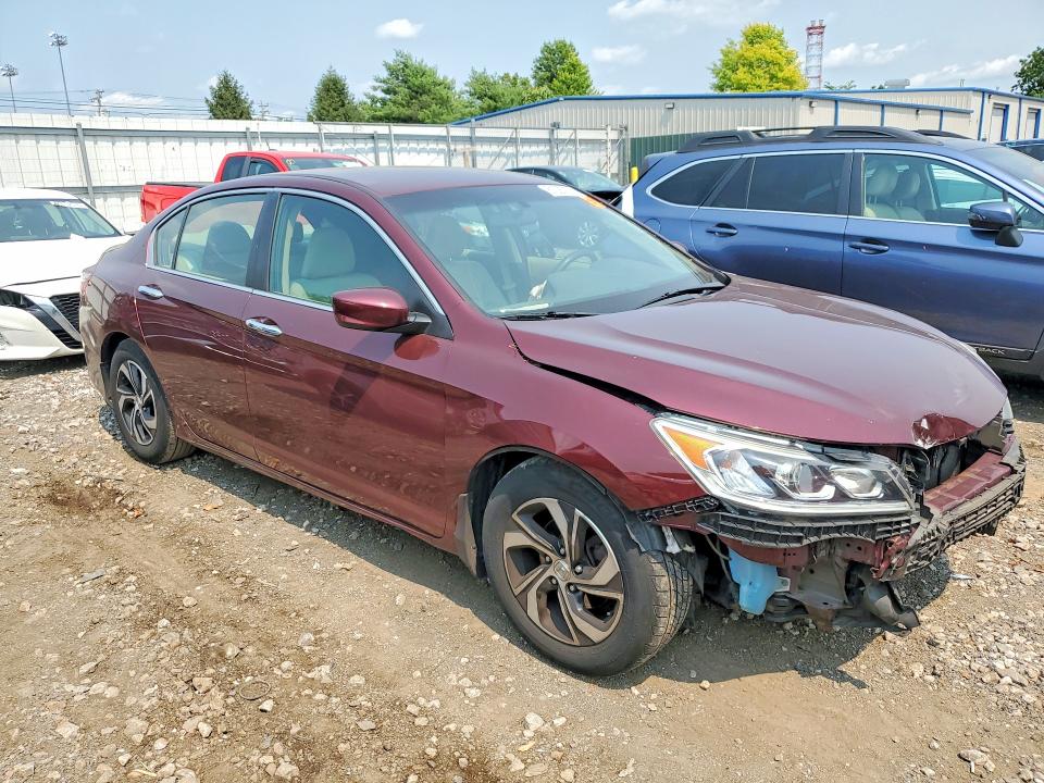 Photo 4 from auction – 2016 HONDA ACCORD with VIN 1HGCR2F38GA008059